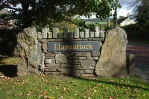 Welcome to Llangattock